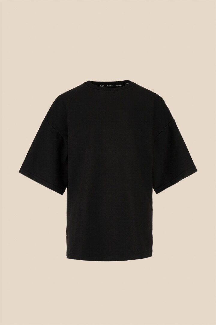 Футболка однотонна жіноча LAWA WBC02466 XS Чорний shop (2000999151934)