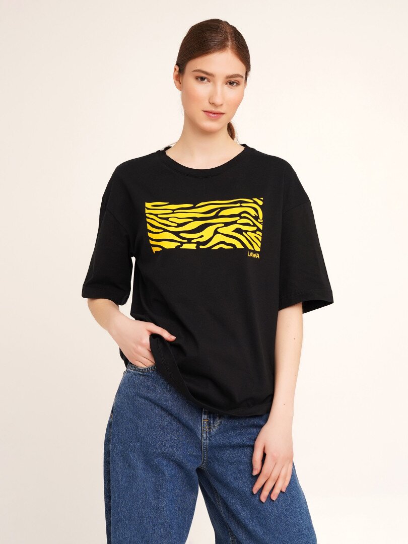 Футболка з принтом жіноча LAWA P-WB02341 S Чорний shop (2000990467331)  Фото №1