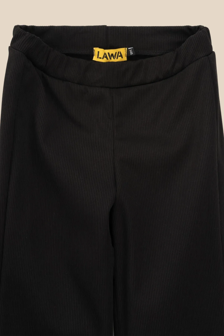 Штани кльош однотонні для дівчинки LAWA GBC02317 134 см Чорний shop (2000990848482)  Фото №1