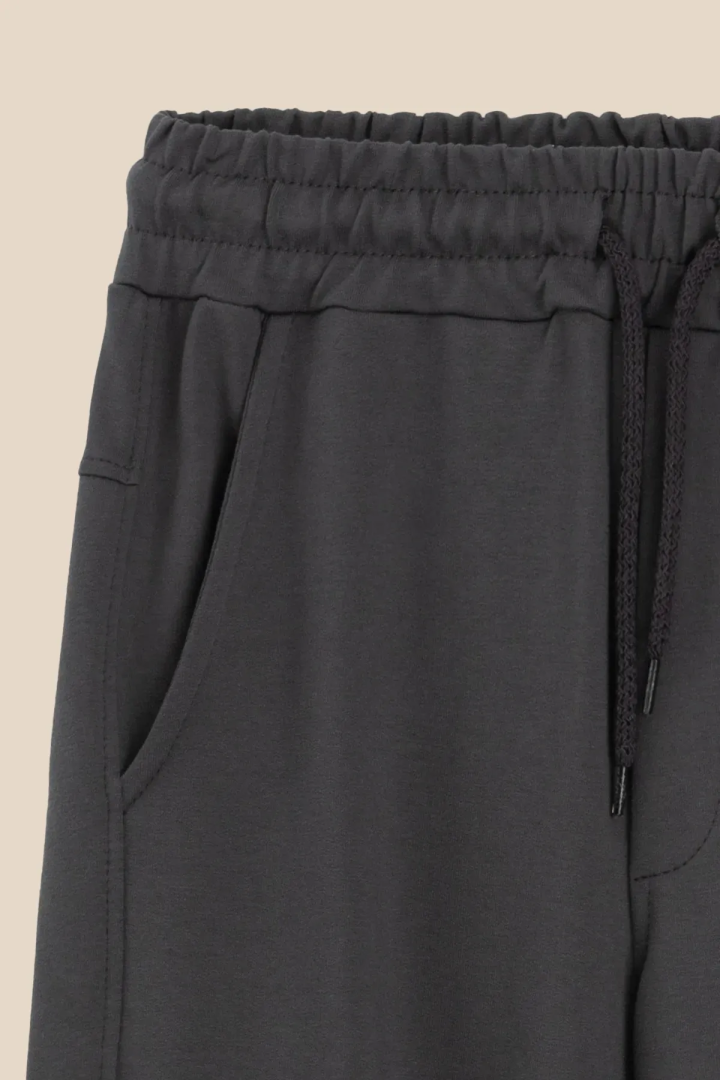 Спортивні штани однотонні для хлопчика LAWA BBC02322 152 см Графітовий shop (2000991036000)  Фото №0