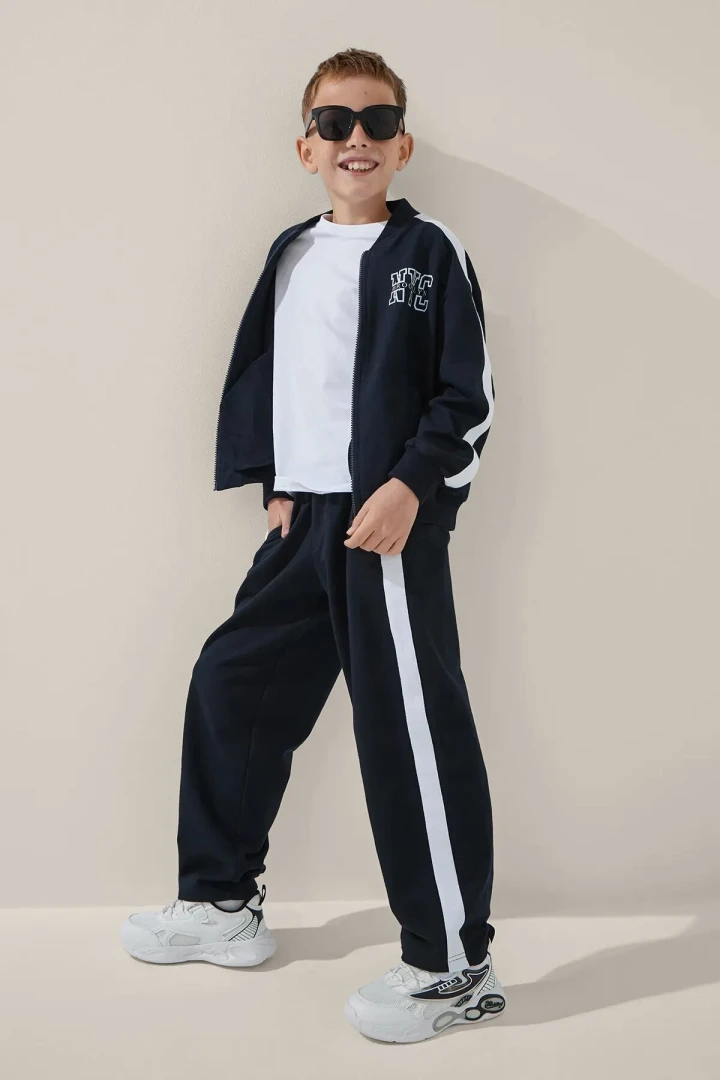 Спортивні штани прямі для хлопчика LAWA K-BTC02301 152 см Темно-синій shop (2000999141362)  Фото №1