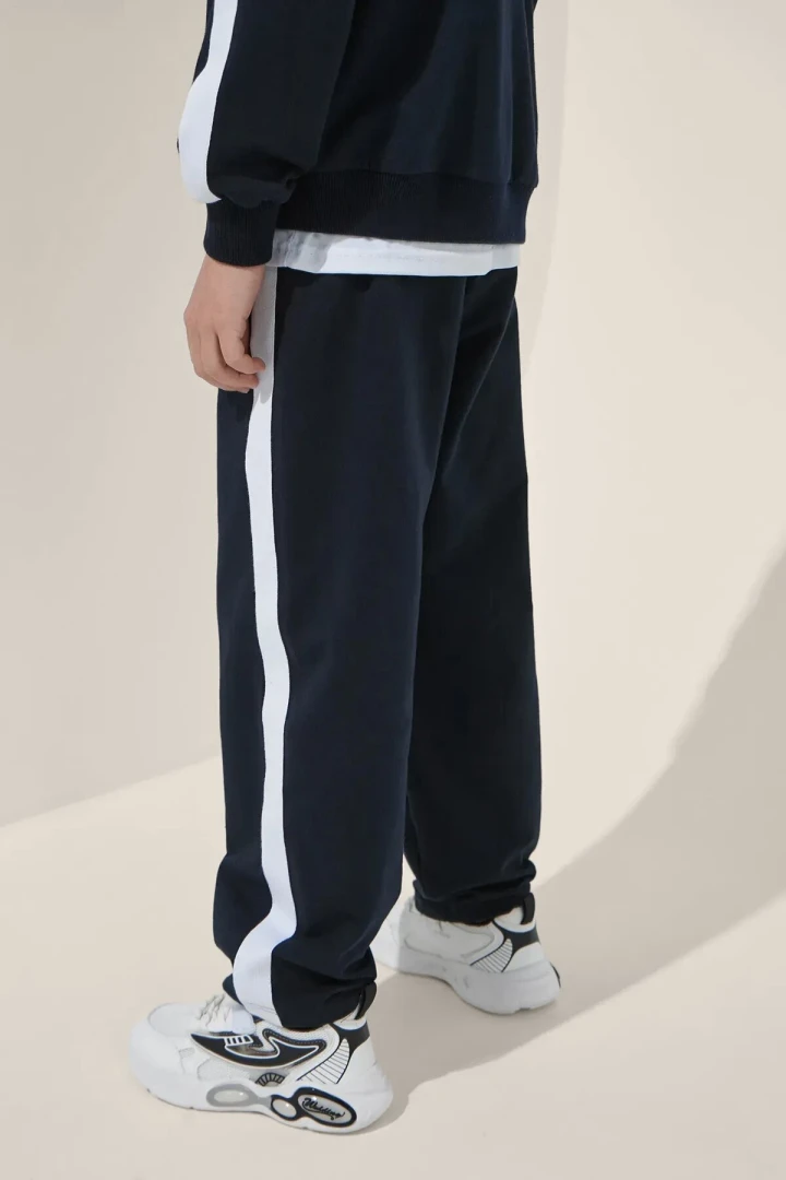 Спортивні штани прямі для хлопчика LAWA K-BTC02301 152 см Темно-синій shop (2000999141362)  Фото №2