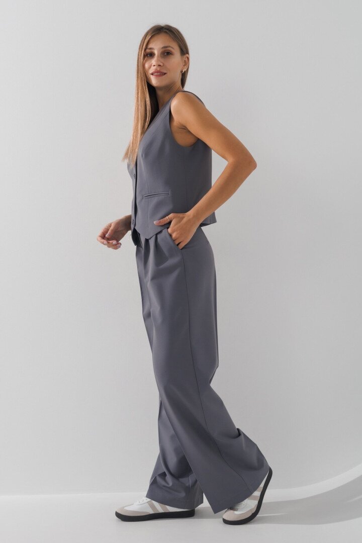 Жилет однотонний жіночий LAWA WTC02425 2XL Сірий shop (2000990798732)  Фото №2