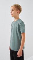 Футболка однотонна для хлопчика LAWA BBC02327 134 см Зелений shop (2000999211669)  Фото №1