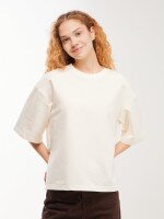 Футболка оверсайз однотонна жіноча LAWA WBC02538 XS Молочний shop (2000999638510)