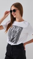 Футболка з принтом жіноча LAWA P-WB02403 XS Білий shop (2000999228605)  Фото №1