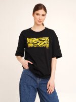 Футболка з принтом жіноча LAWA P-WB02341 S Чорний shop (2000990467331)  Фото №1