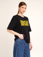 Футболка з принтом жіноча LAWA P-WB02341 S Чорний shop (2000990467331)  Фото №2