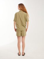 Сорочка однотонна жіноча LAWA K-WTC02312 XS Світло-оливковий shop (2000999613678)  Фото №2
