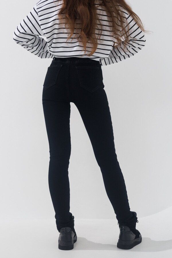 Джинси Slim Fit жіночі LAWA WBC02413 42 Чорний shop (2000990763334)  Фото №3