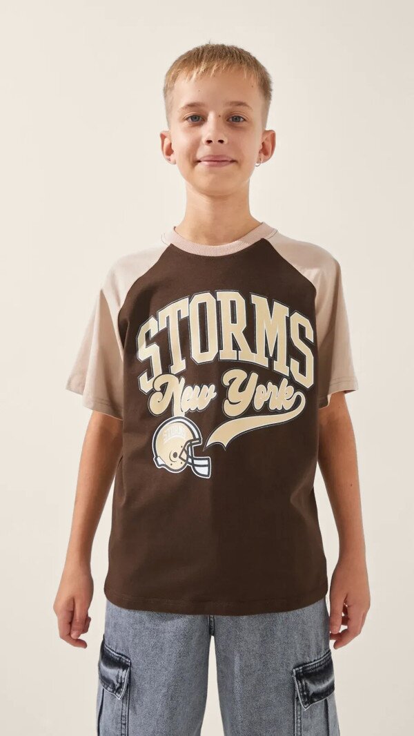 Футболка з принтом для хлопчика LAWA P-BB02317 134 см Шоколадно-молочний shop (2888000011497)  Фото №0