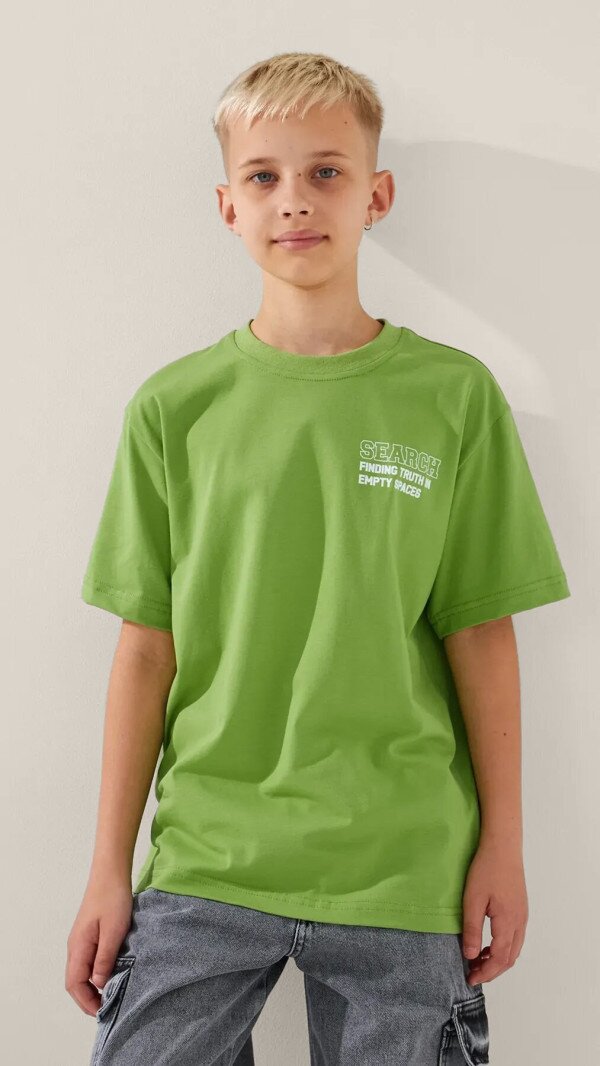 Футболка з принтом Reality для хлопчика LAWA P-BB02315 146 см Оливковий shop (2000999200021)  Фото №0