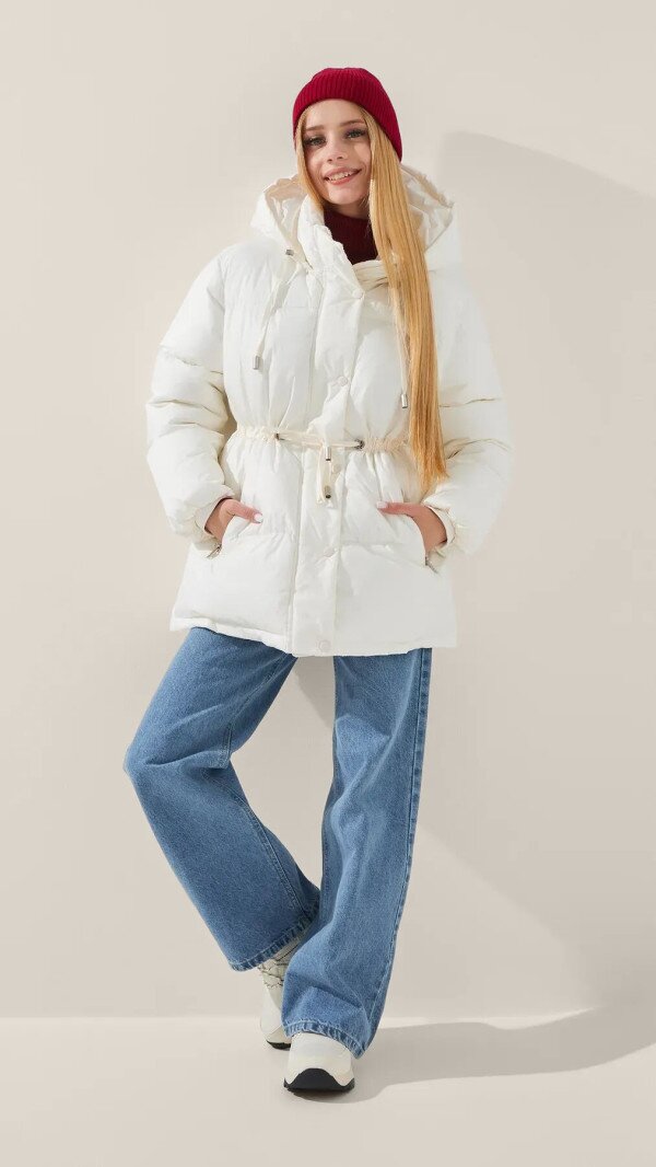 Куртка для дівчинки LAWA GBC02354 146 см Молочний shop (2888000021700)  Фото №1