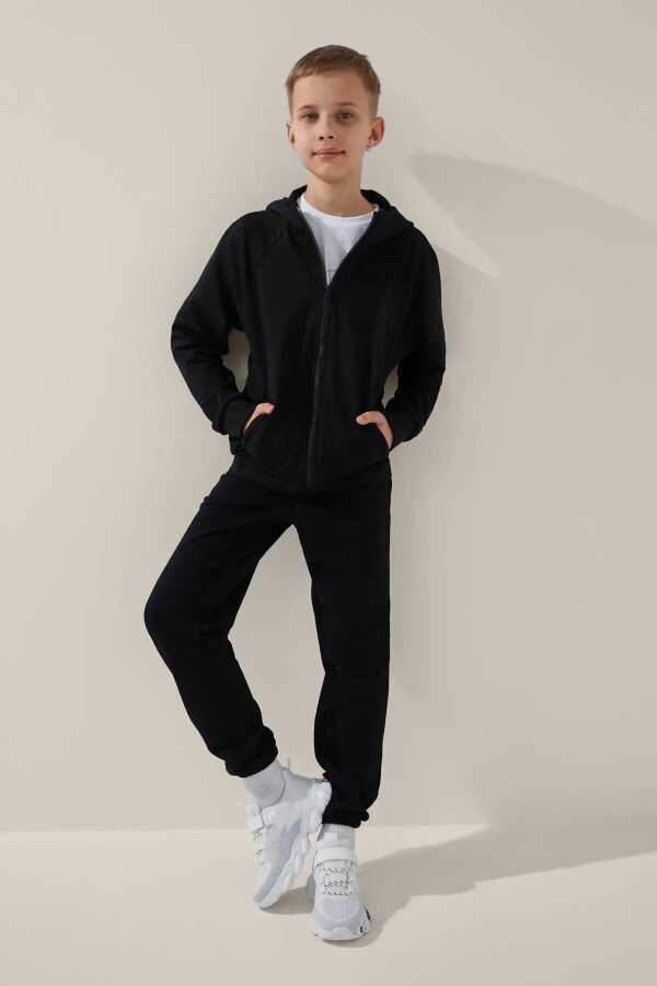 Толстовка однотонна для хлопчика LAWA BBC02321 128 см Чорний shop (2000999147708)  Фото №1